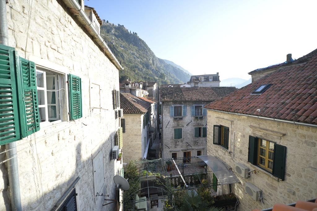 Palazzo Max And Alex Apartments Kotor Exterior photo